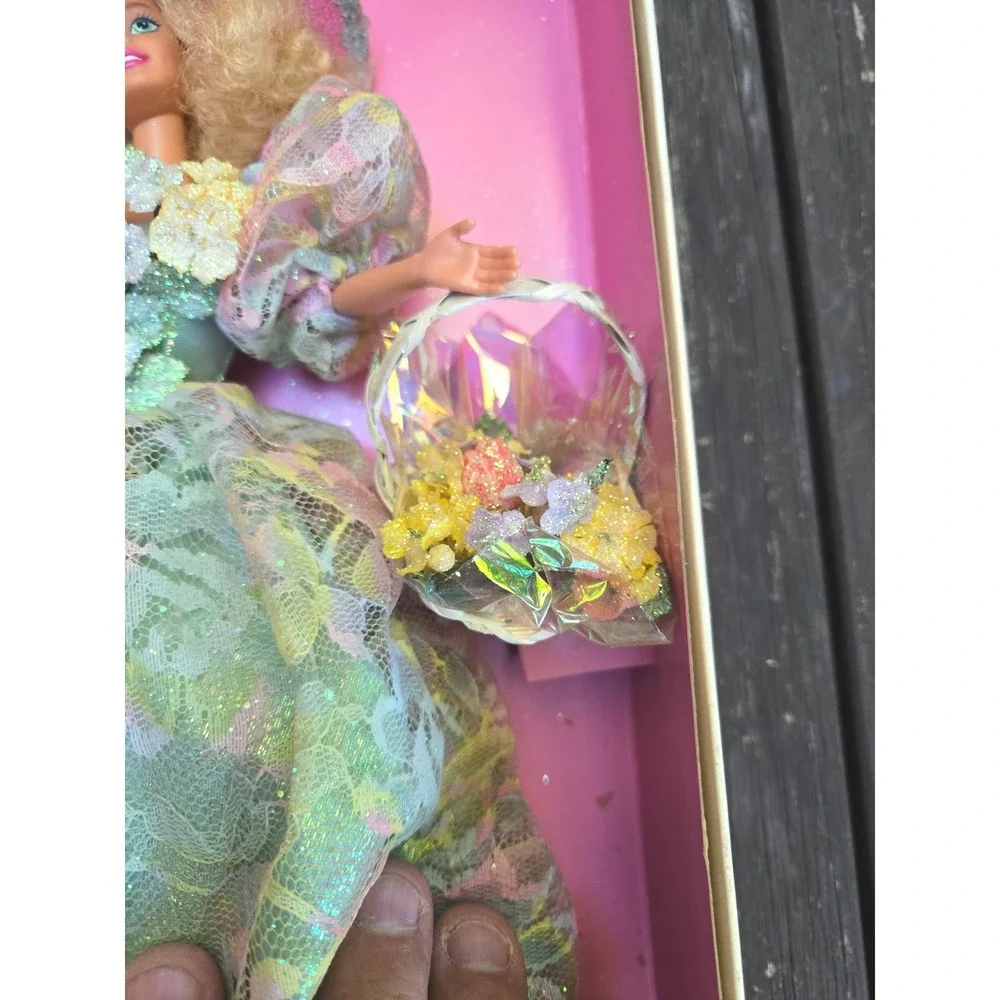 Vintage 1994 Spring Bouquet Barbie Doll Enchanted Seasons Collection Mattel